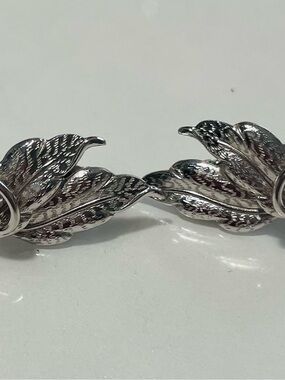 Coro Silver Leaf Cluster Earrings